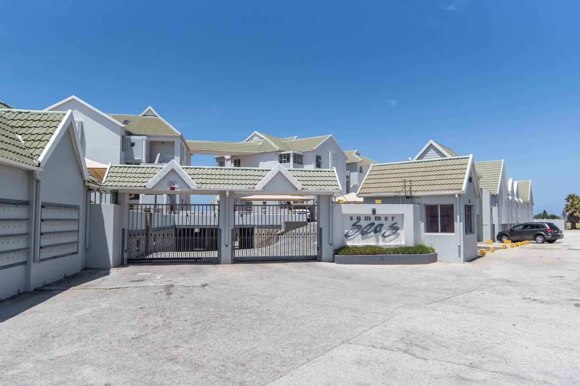 Summerseas Beach Living Port Elizabeth Exterior foto